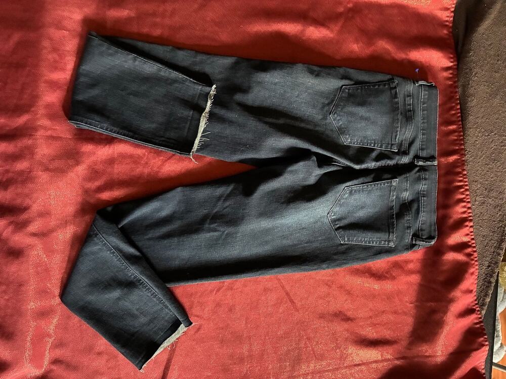 City Blues Jeans Womens 27 Cropped Raw Hem Dark Wash Slim Stretch Denim Mid Rise